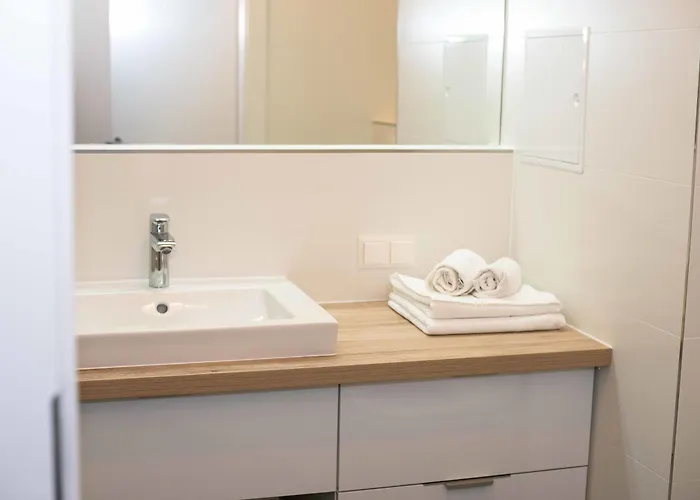 Apartment Schoenbrunn Design Vienna